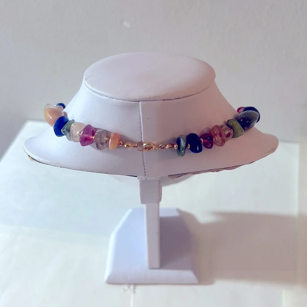 Multi Colored Necklace - Picture 4 of 4